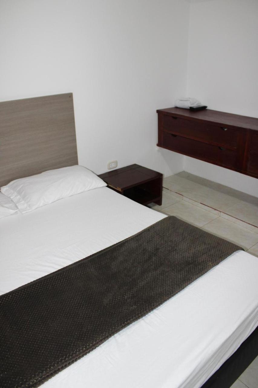 Hotel San Cayetano Ocaña Zewnętrze zdjęcie